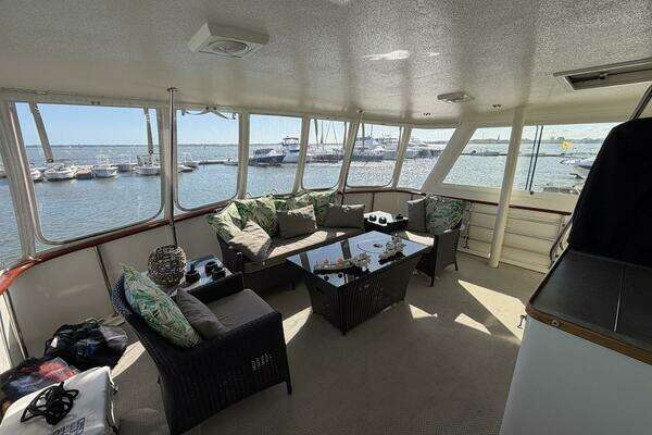 Hatteras Motor Yacht Yacht For Sale