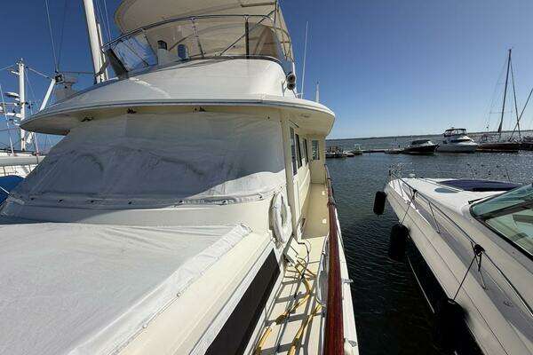 Hatteras Motor Yacht Yacht For Sale
