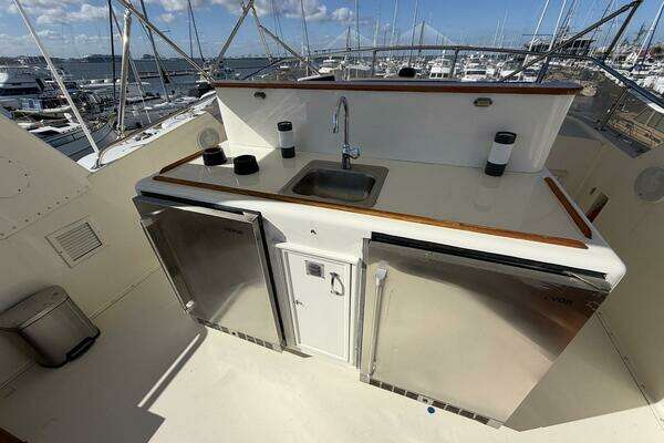 Hatteras Motor Yacht Yacht For Sale