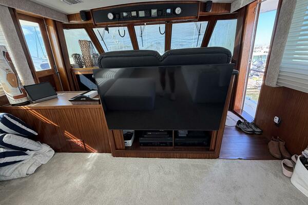 LADY RAE 58ft Hatteras Yacht For Sale