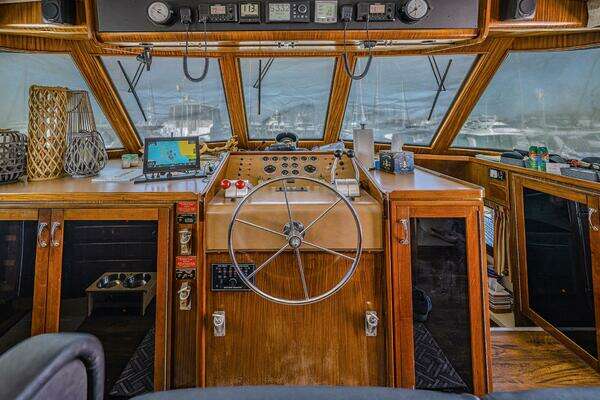 Hatteras Motor Yacht Yacht For Sale