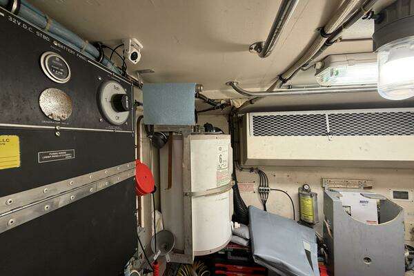 Hatteras Motor Yacht Yacht For Sale