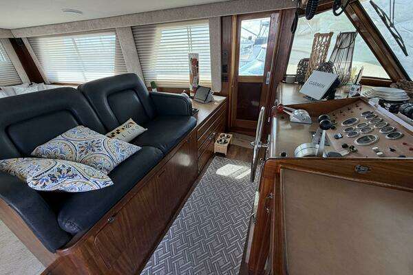 Hatteras Motor Yacht Yacht For Sale