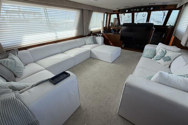 LADY RAE 58ft Hatteras Yacht For Sale