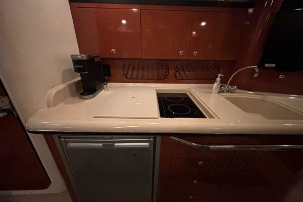 34ft Sea Ray Yacht For Sale