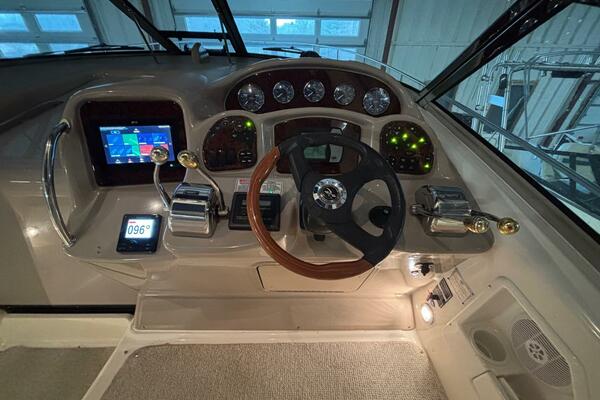 34ft Sea Ray Yacht For Sale