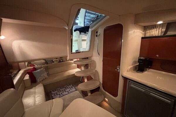 34ft Sea Ray Yacht For Sale