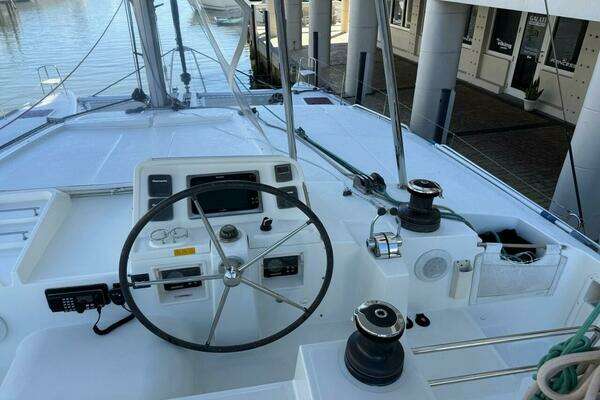 Photo of the 2012 Lagoon 450 F "TOMCAT"