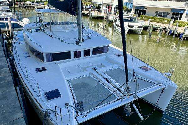 Photo of the 2012 Lagoon 450 F "TOMCAT"