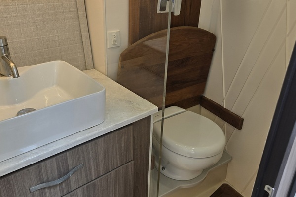 36ft Regal Yacht For Sale