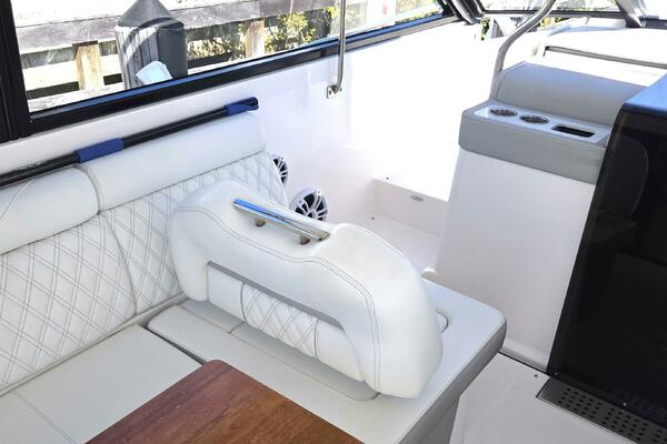 36ft Regal Yacht For Sale