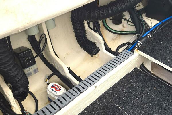 36ft Regal Yacht For Sale