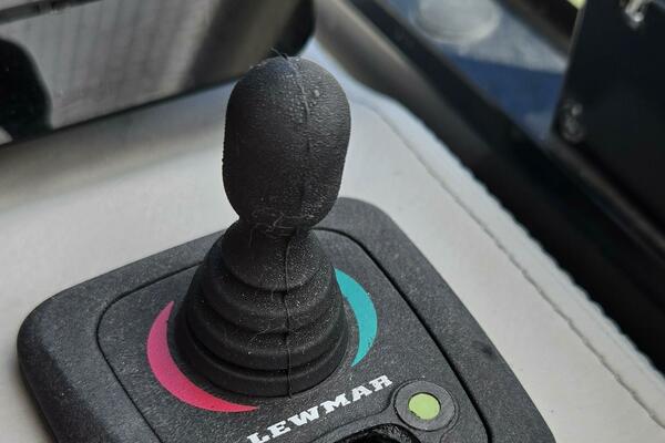 36ft Regal Yacht For Sale