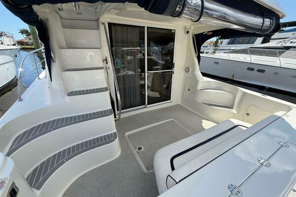 44ft Sea Ray Yacht For Sale