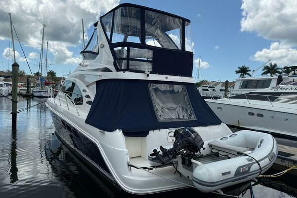 44ft Sea Ray Yacht For Sale