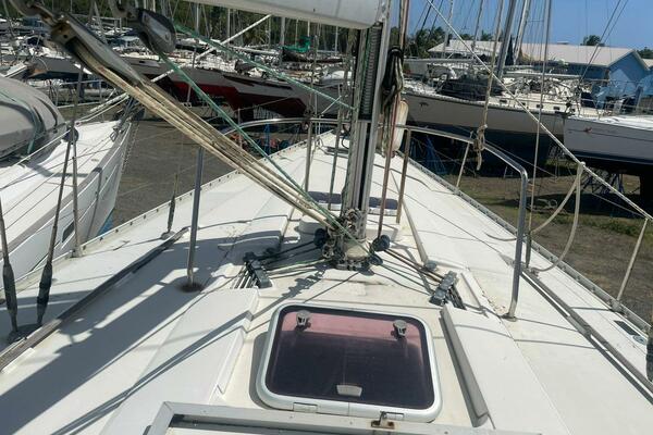 Adelie II 45ft Beneteau Yacht For Sale