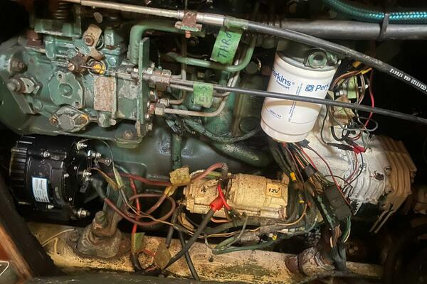 Adelie II 45ft Beneteau Yacht For Sale