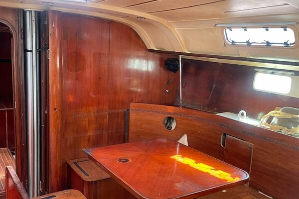 Adelie II 45ft Beneteau Yacht For Sale