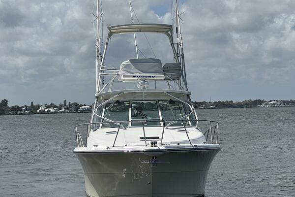 Tropical High 33ft Rampage Yacht For Sale
