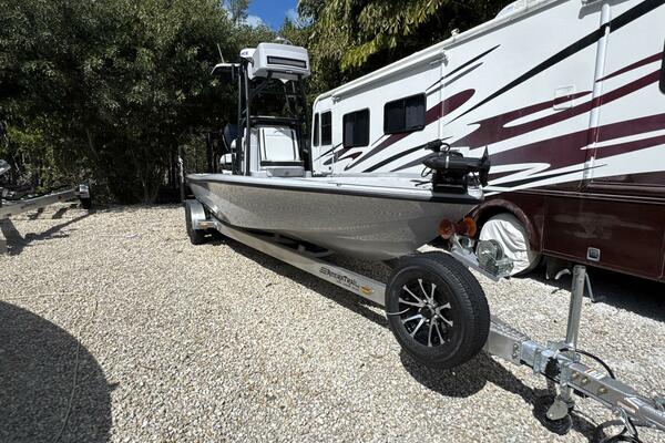 24ft Yellowfin Yacht For Sale