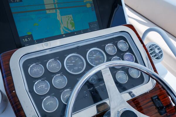 2002 Hatteras 50 Convertible 