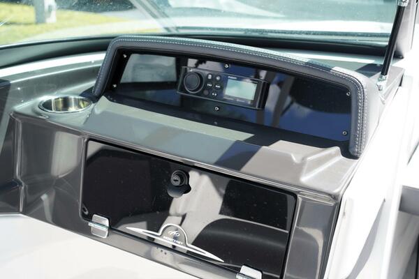 22ft Monterey Yacht For Sale