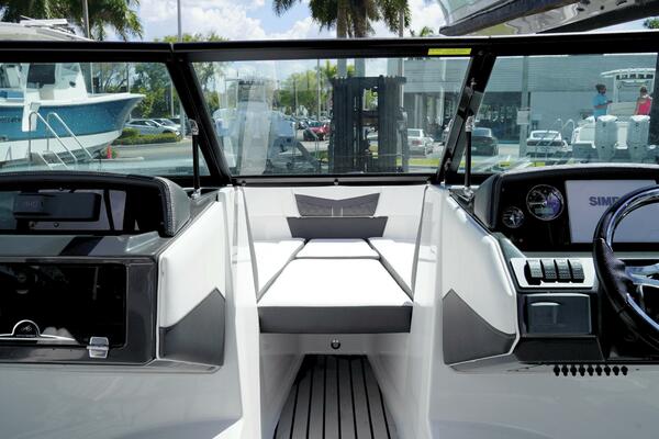 22ft Monterey Yacht For Sale