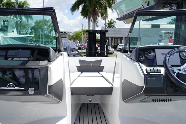 22ft Monterey Yacht For Sale