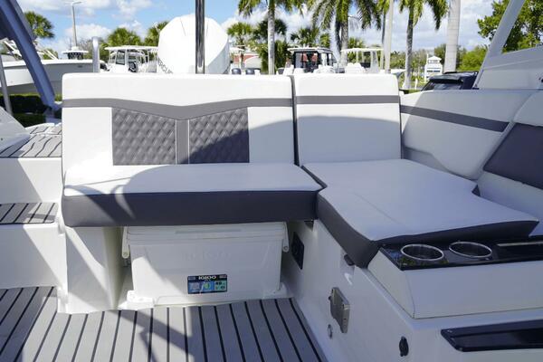 22ft Monterey Yacht For Sale