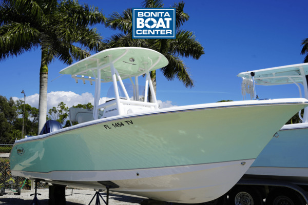 2024 Sea Hunt Ultra 229