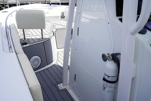 22ft Sea Hunt Yacht For Sale