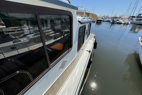 POINT AFT R 29ft Ranger Tugs Yacht For Sale