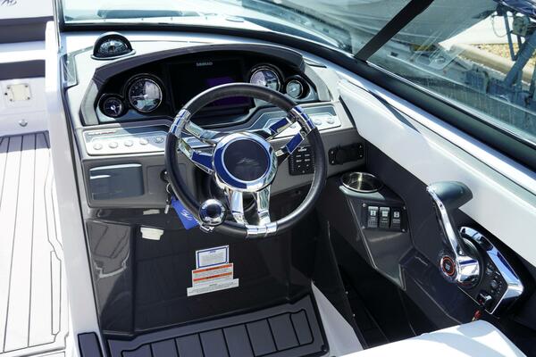 27ft Monterey Yacht For Sale