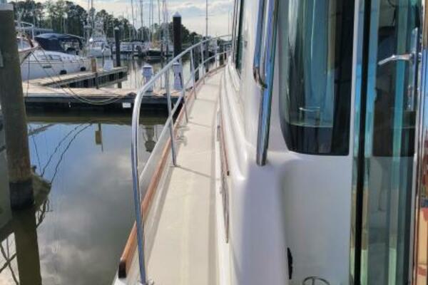 The Dark Side 48ft Sabre Yacht For Sale