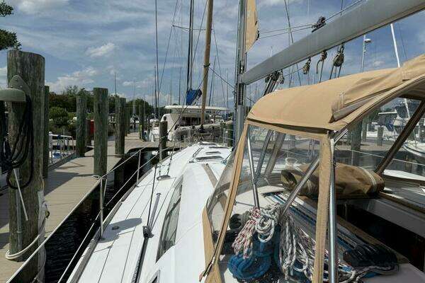 Beneteau 49 Yacht For Sale