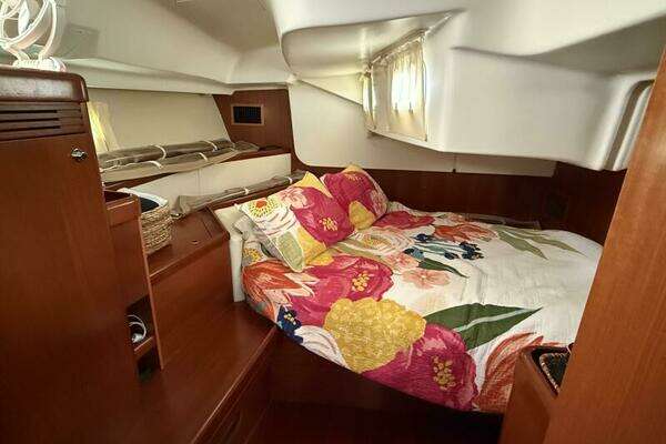 Beneteau 49 Yacht For Sale