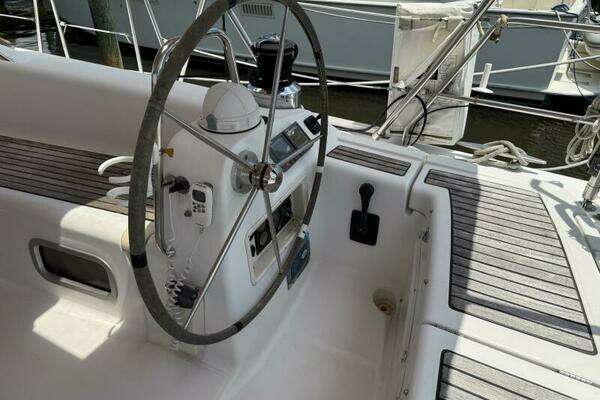 Beneteau 49 Yacht For Sale