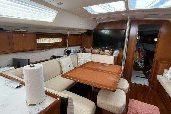 Beneteau 49 Yacht For Sale