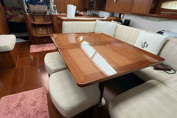 Photo of the 2007 Beneteau 49 "Passion Place"