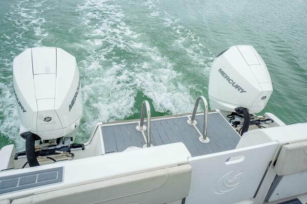 28ft Aquila Yacht For Sale