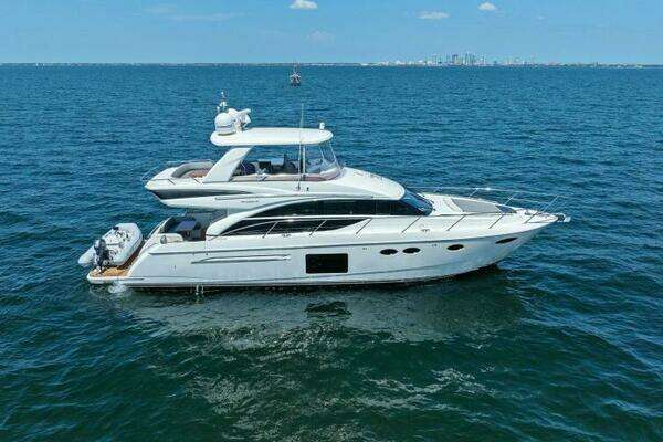 2016 Princess 60
