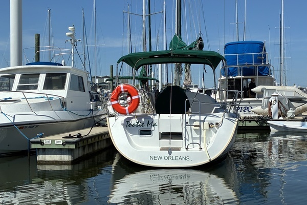 Photo of the 2003 Beneteau Oceanis 311 Lifting Keel "Tootie Ma"