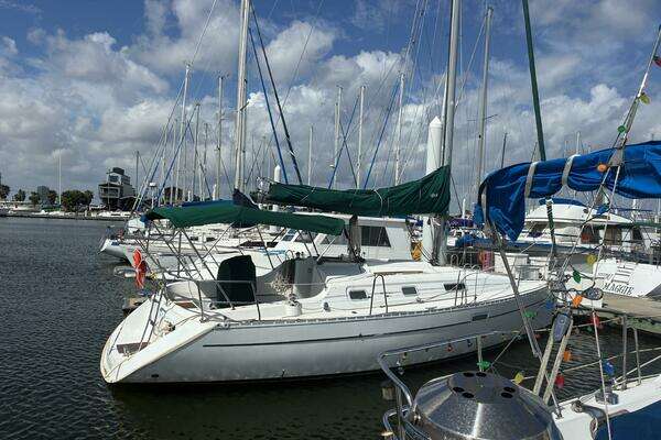 Photo of the 2003 Beneteau Oceanis 311 Lifting Keel "Tootie Ma"