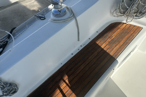 Tootie Ma 31ft Beneteau Yacht For Sale