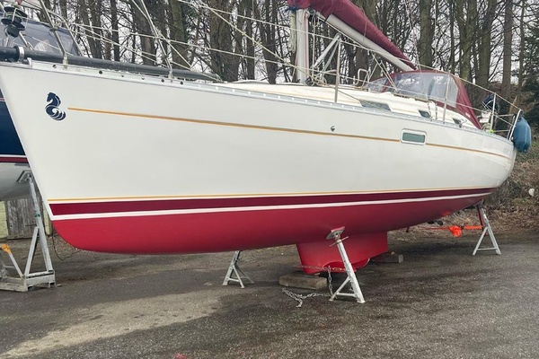 Tootie Ma 31ft Beneteau Yacht For Sale