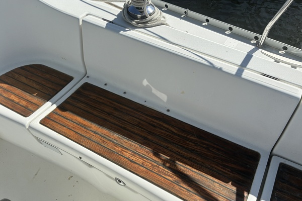 Tootie Ma 31ft Beneteau Yacht For Sale