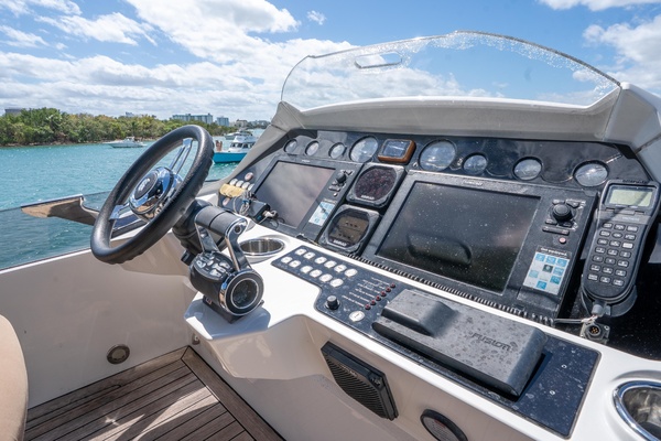 GEM 68ft Sunseeker Yacht For Sale