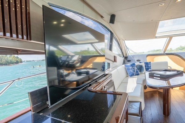 2014 Sunseeker 68