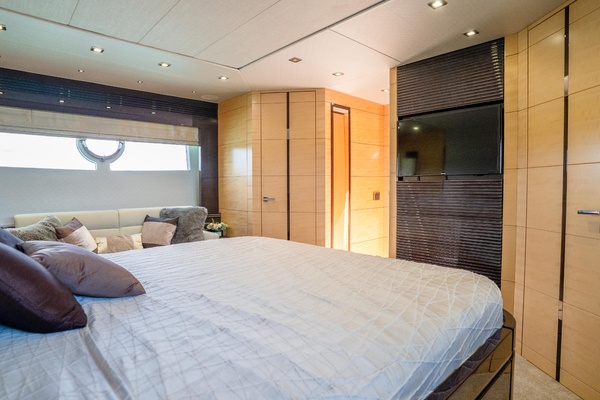 GEM 68ft Sunseeker Yacht For Sale