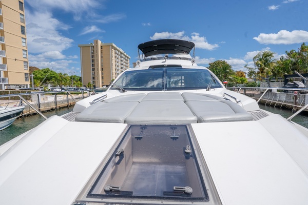 GEM 68ft Sunseeker Yacht For Sale